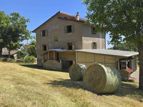 casa indipendente in vendita a Lama Mocogno in zona Mocogno