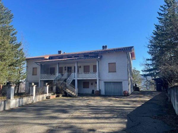 casa indipendente in vendita a Lama Mocogno