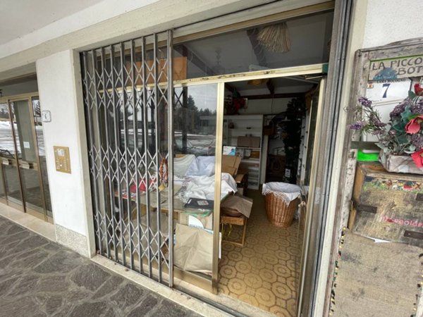 negozio in vendita a Lama Mocogno in zona Piane di Mocogno