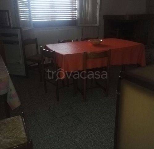 casa indipendente in vendita a Lama Mocogno in zona Borra