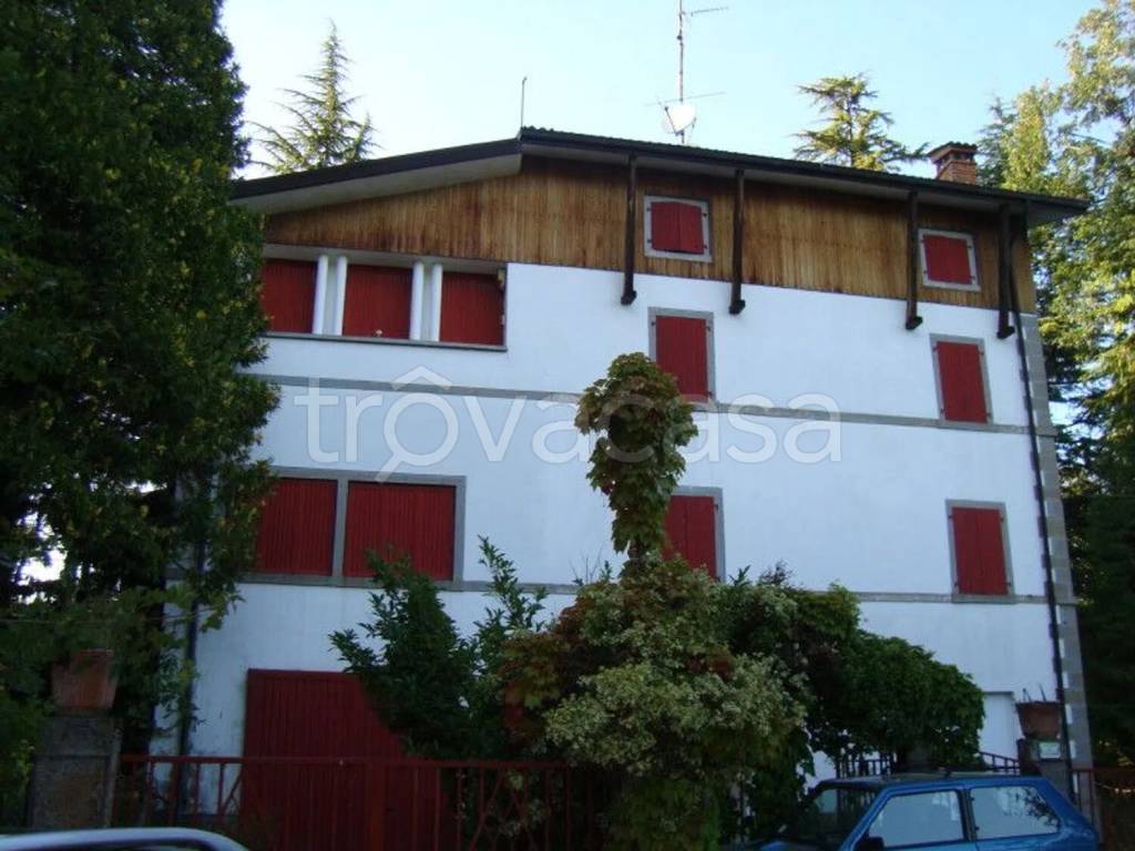 casa indipendente in vendita a Lama Mocogno in zona Pianorso