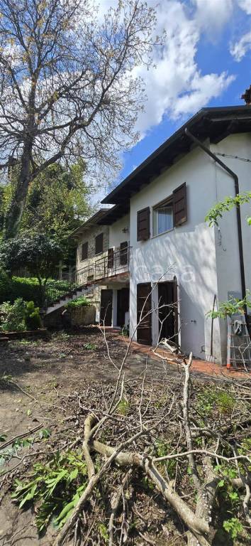 casa indipendente in vendita a Lama Mocogno in zona Montecenere