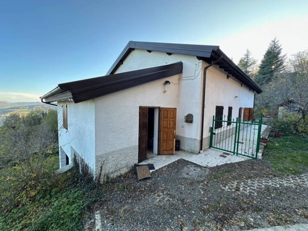 casa indipendente in vendita a Lama Mocogno