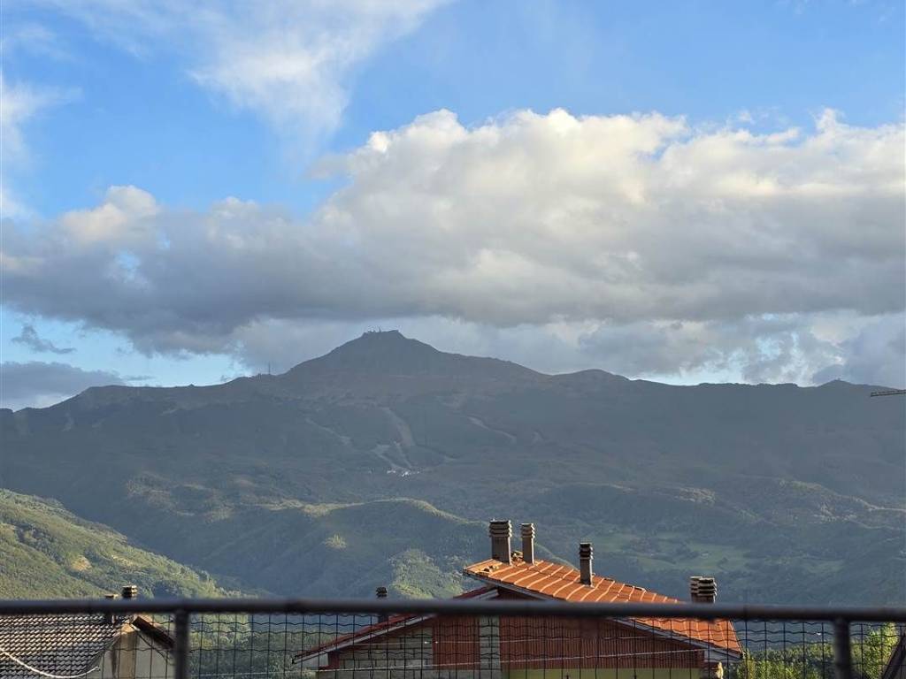 appartamento in vendita a Lama Mocogno in zona La Santona