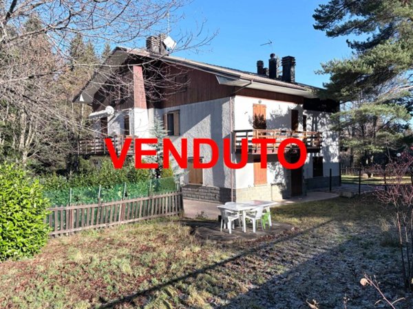 casa indipendente in vendita a Lama Mocogno in zona Piane di Mocogno