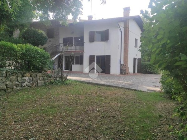 casa indipendente in vendita a Lama Mocogno in zona Montecenere