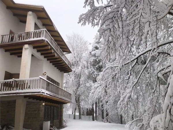 casa indipendente in vendita a Lama Mocogno in zona Piane di Mocogno