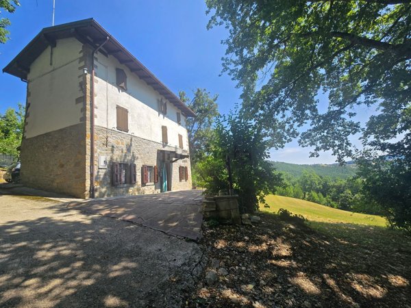 casa indipendente in vendita a Lama Mocogno