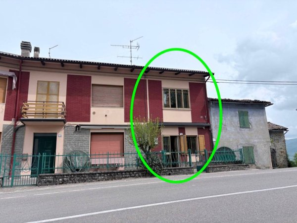 casa indipendente in vendita a Lama Mocogno in zona Borra