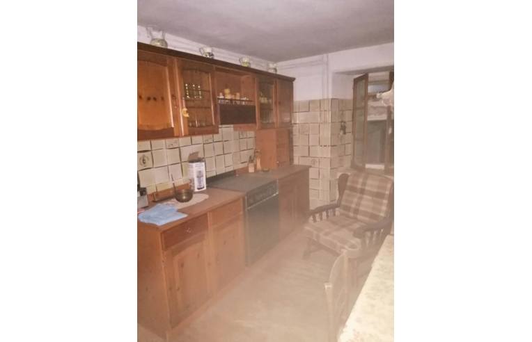 casa indipendente in vendita a Lama Mocogno in zona Mocogno