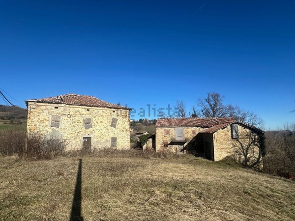 casale in vendita a Lama Mocogno in zona Cadignano