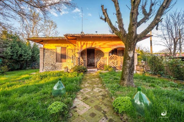 casa indipendente in vendita a Maranello in zona Pozza