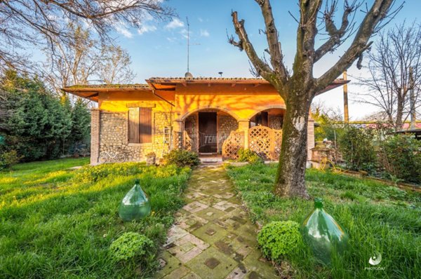 casa indipendente in vendita a Maranello in zona Pozza