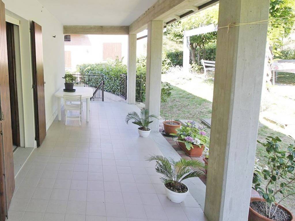 casa indipendente in vendita a Maranello in zona San Venanzio