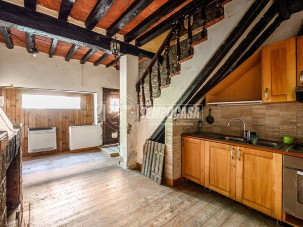 casa indipendente in vendita a Maranello