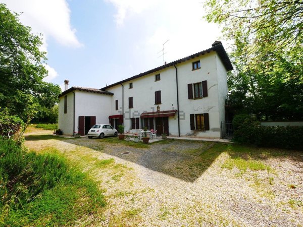 casa indipendente in vendita a Maranello