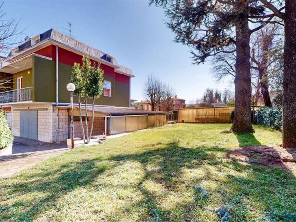 casa indipendente in vendita a Maranello in zona Gorzano