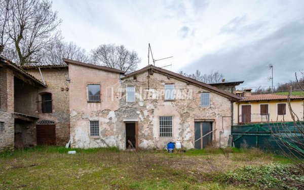 casale in vendita a Maranello in zona Torre Maina