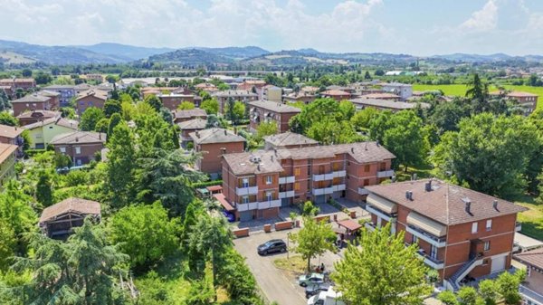 casa indipendente in vendita a Maranello in zona Pozza