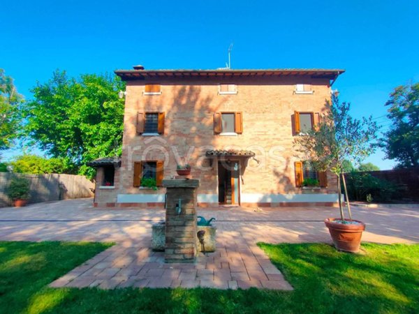 casa indipendente in vendita a Maranello in zona Pozza