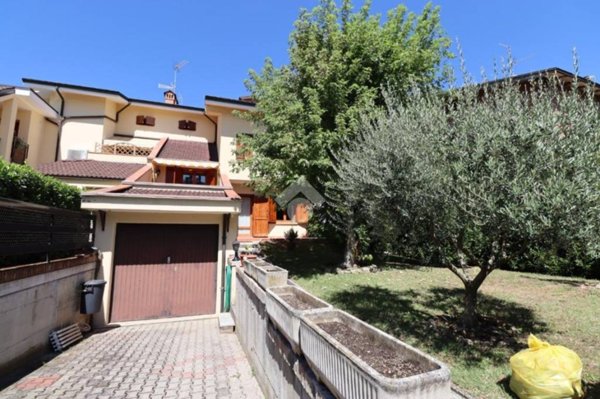 casa indipendente in vendita a Maranello in zona Pozza