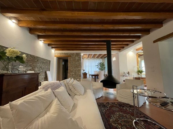 casa indipendente in vendita a Maranello in zona Pozza