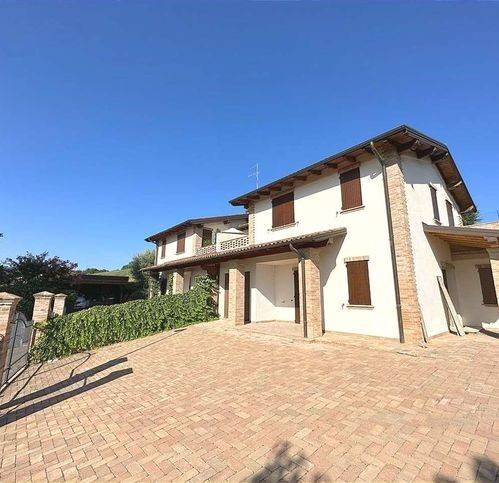 casa indipendente in vendita a Maranello