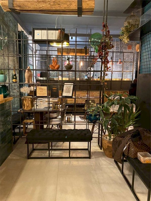 negozio in vendita a Maranello