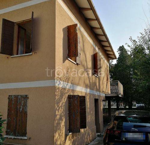 casa indipendente in vendita a Maranello in zona Pozza