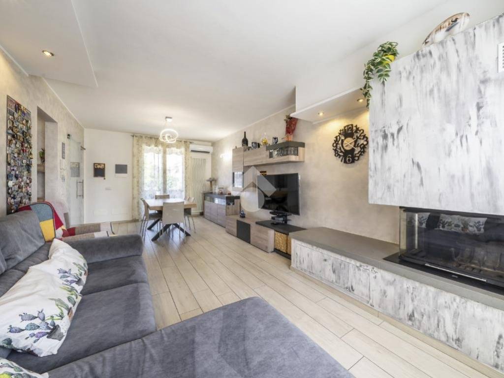 casa indipendente in vendita a Maranello in zona Pozza