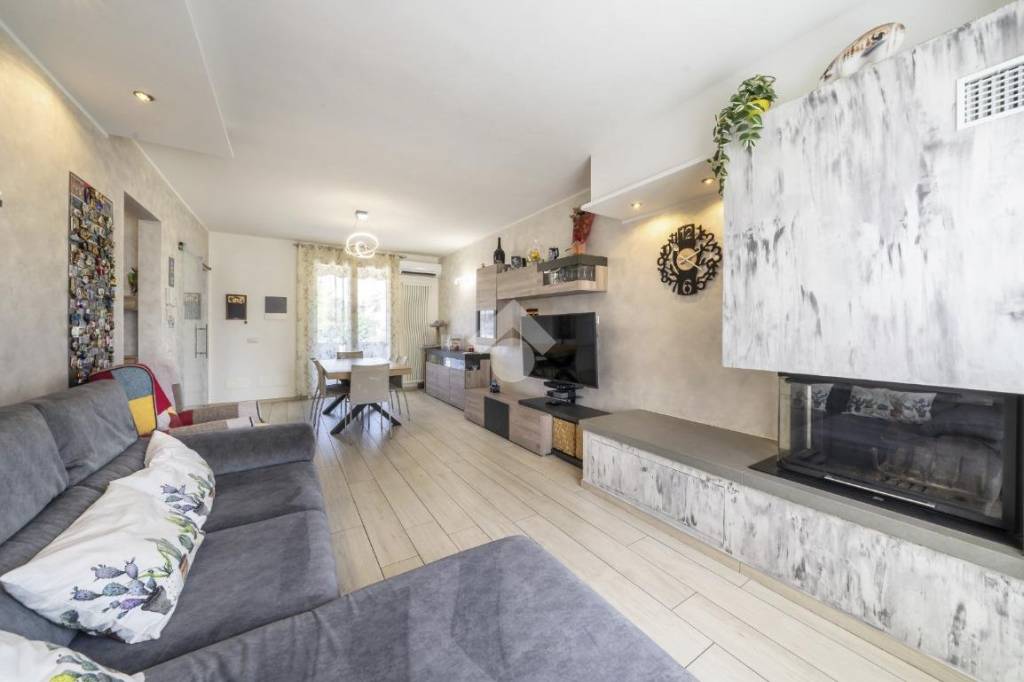 casa indipendente in vendita a Maranello in zona Pozza