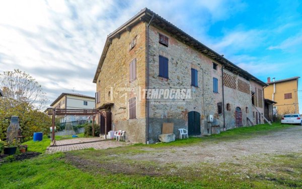casa indipendente in vendita a Maranello in zona San Venanzio