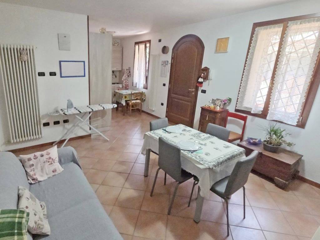 casa indipendente in vendita a Maranello in zona Torre delle Oche