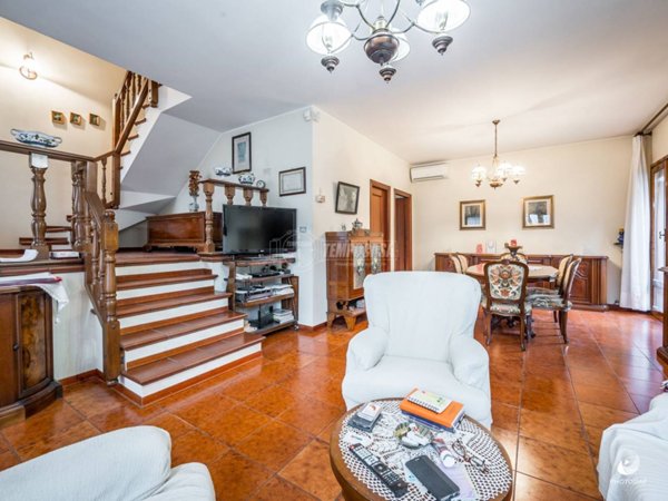 casa indipendente in vendita a Maranello in zona Pozza