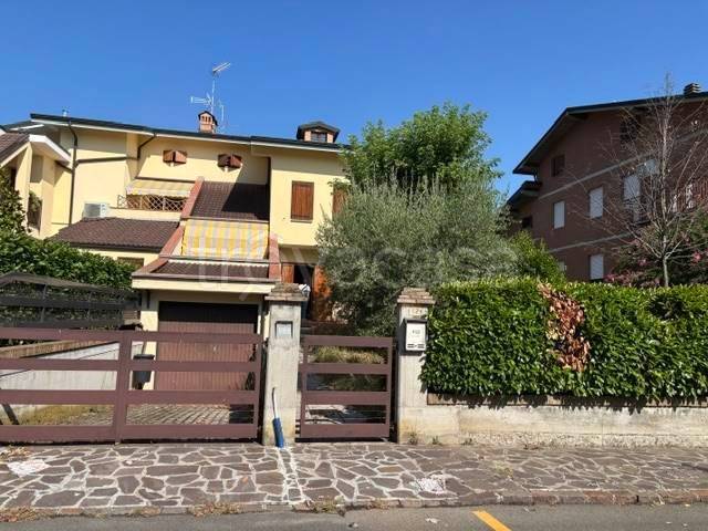 casa indipendente in vendita a Maranello in zona Pozza