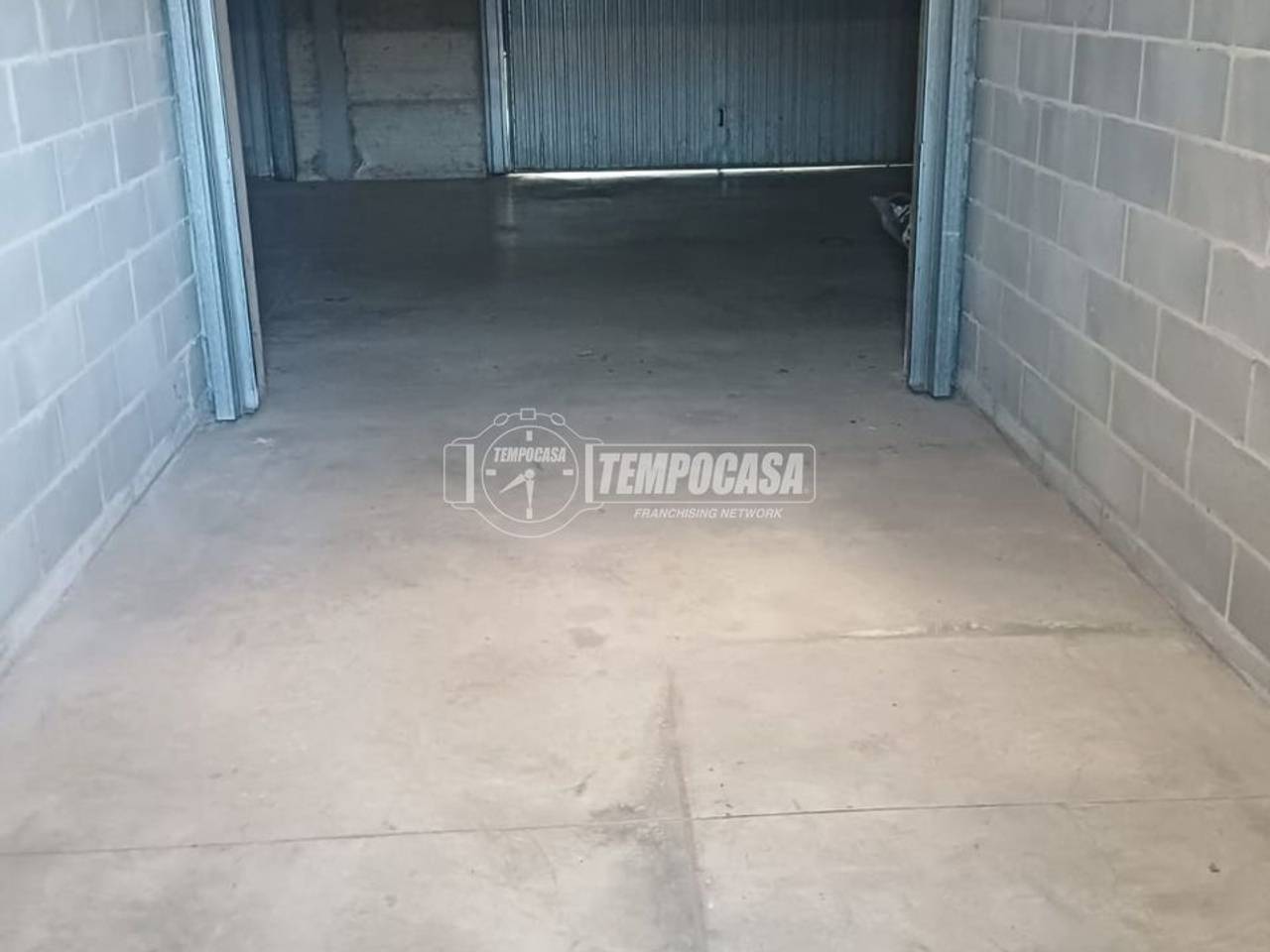 locale di sgombero in vendita a Maranello in zona Torre Maina