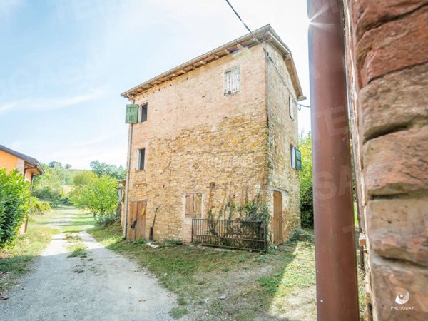 casa indipendente in vendita a Maranello in zona Torre delle Oche