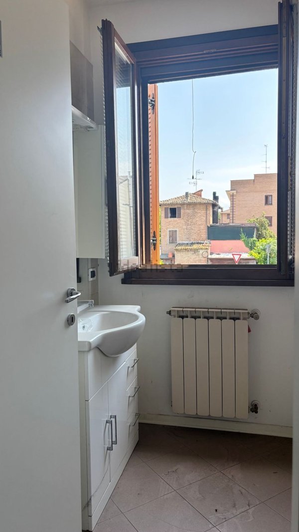 ufficio in vendita a Maranello