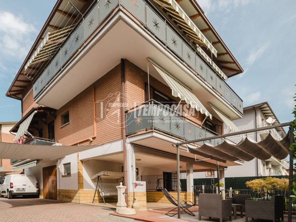 casa indipendente in vendita a Maranello in zona Pozza