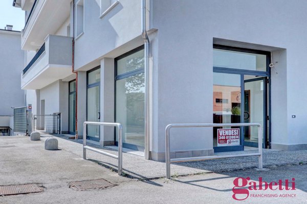 ufficio in vendita a Marano sul Panaro