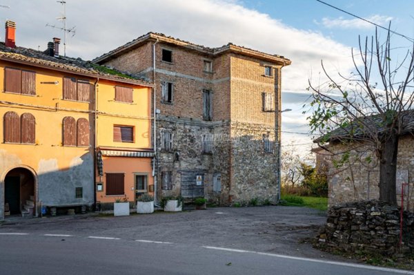 casa indipendente in vendita a Marano sul Panaro in zona Ospitaletto