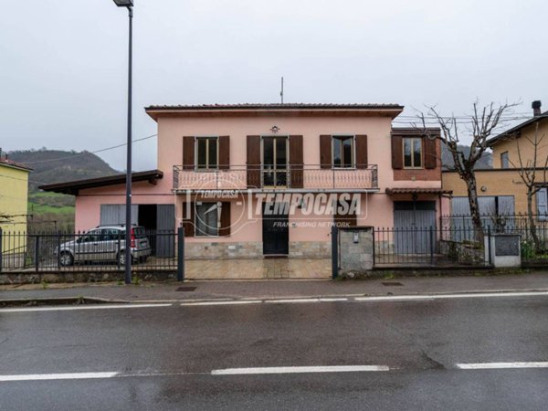 casa indipendente in vendita a Marano sul Panaro in zona Casona