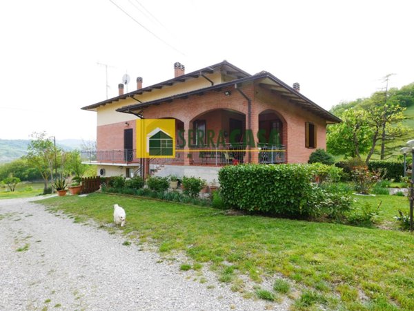casa indipendente in vendita a Marano sul Panaro in zona Casona