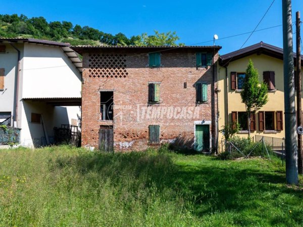 casa indipendente in vendita a Marano sul Panaro