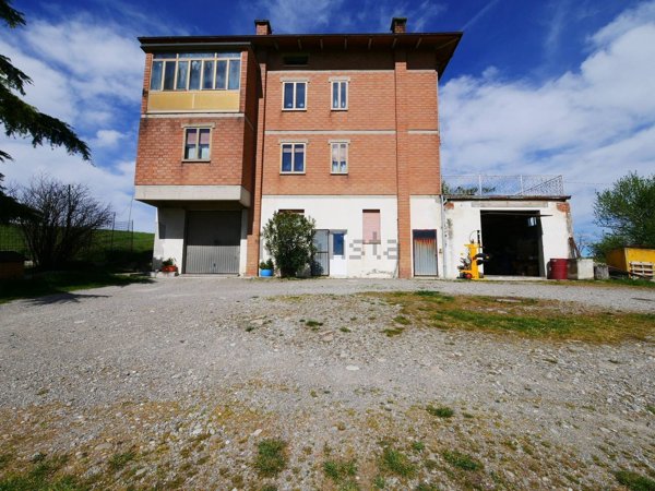 casa indipendente in vendita a Marano sul Panaro