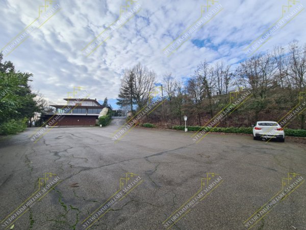 negozio in vendita a Marano sul Panaro in zona Villabianca