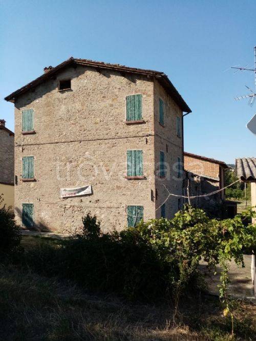 casa indipendente in vendita a Marano sul Panaro in zona Casona