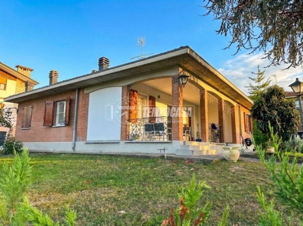 casa indipendente in vendita a Marano sul Panaro in zona Ca' Bonettini