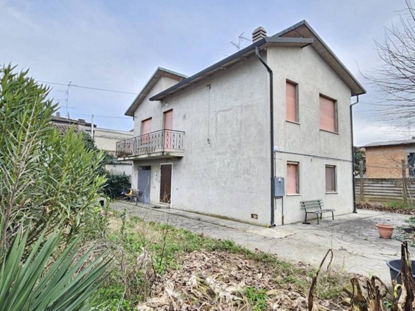 casa indipendente in vendita a Medolla