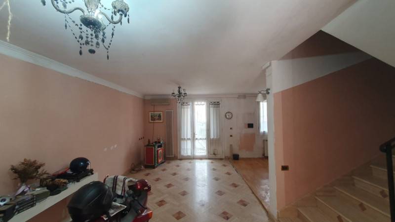 casa indipendente in vendita a Medolla